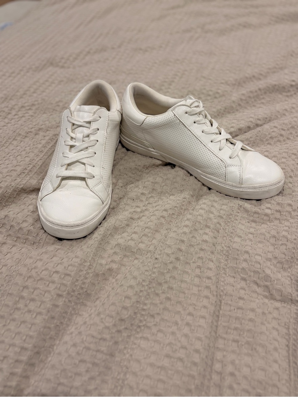 a new day Cream Leather Sneakers